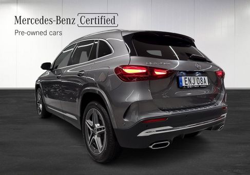 Mercedes-Benz GLA 250, 2025