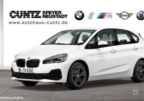 BMW 225, 2021