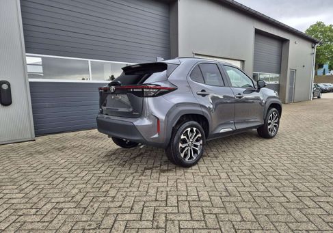 Toyota Yaris Cross, 2025