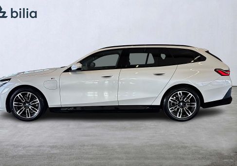 BMW 530, 2025