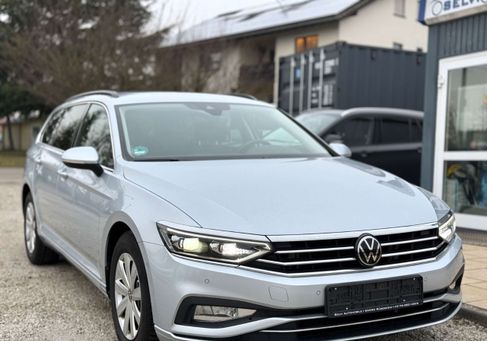 Volkswagen Passat Variant, 2022 3