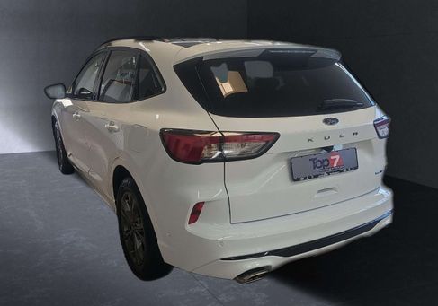 Ford Kuga, 2022