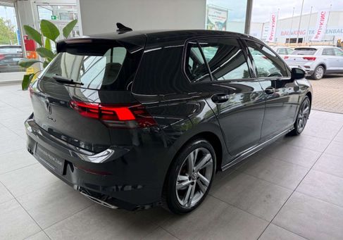Volkswagen Golf, 2024 3