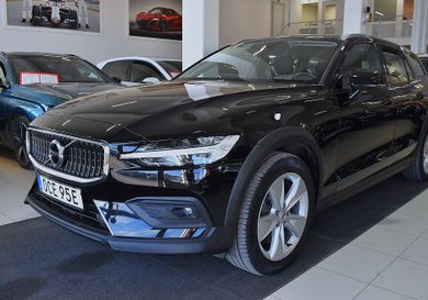 Volvo V60 Cross Country, 2021