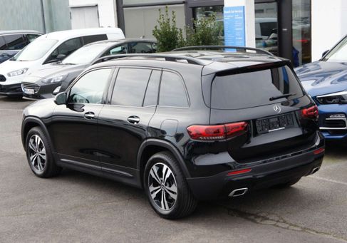 Mercedes-Benz GLB 200, 2022