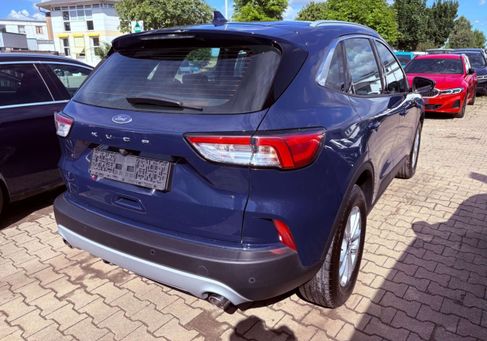Ford Kuga, 2022