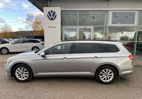 Volkswagen Passat Variant, 2022