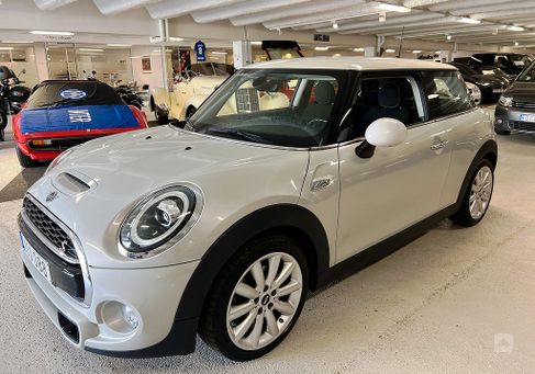 MINI, 2019