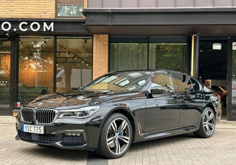 BMW 740, 2018