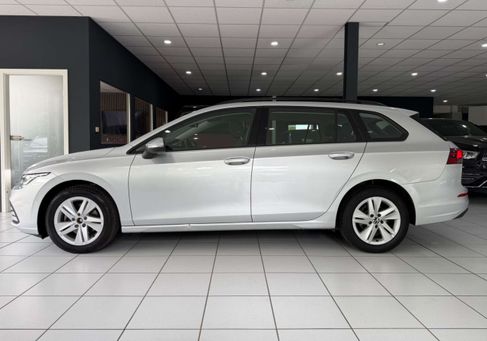 Volkswagen Golf, 2022 3