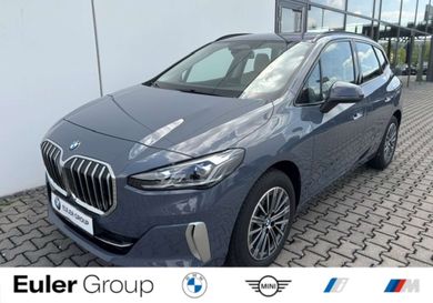 BMW 220, 2025