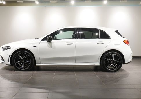 Mercedes-Benz A 250, 2021