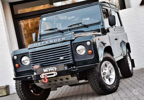 Land Rover Defender, 2015