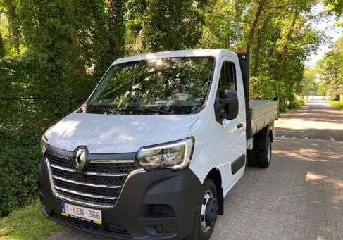Renault Master, 2024