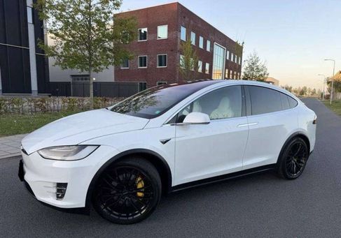 Tesla Model X, 2018
