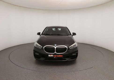 BMW 120, 2023