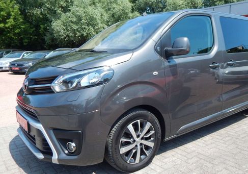 Toyota Proace, 2022