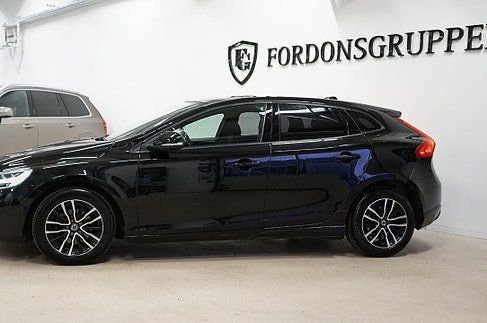 Volvo V40, 2018