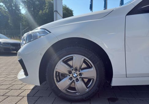 BMW 116, 2024