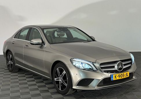 Mercedes-Benz C 200, 2021