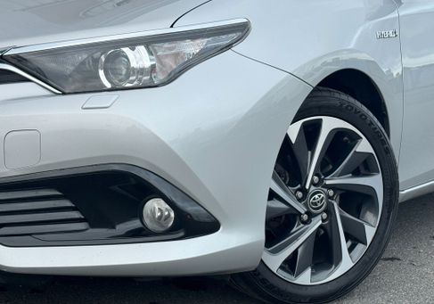 Toyota Auris Touring Sports, 2016