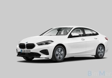 BMW 216, 2022