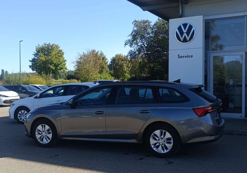 Skoda Octavia, 2023 3