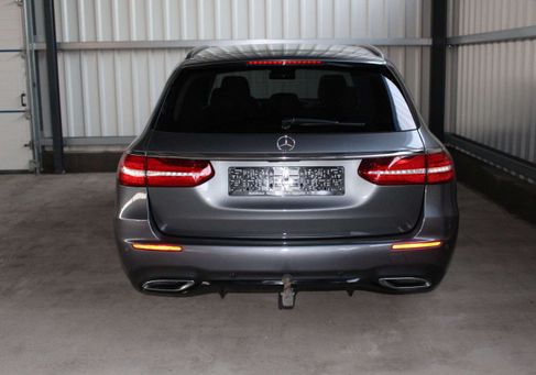 Mercedes-Benz E 220, 2018 2