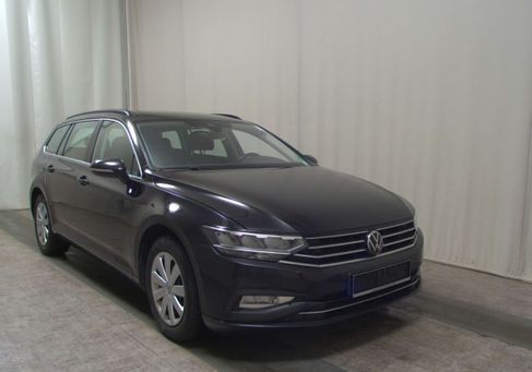 Volkswagen Passat Variant, 2021