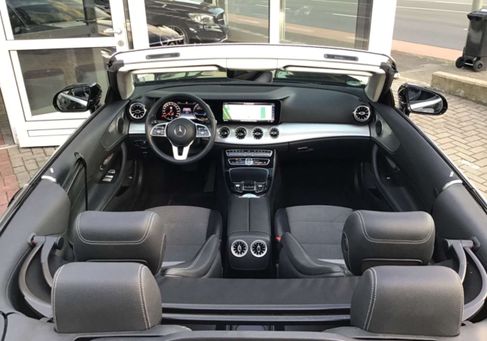 Mercedes-Benz E 200, 2019 3