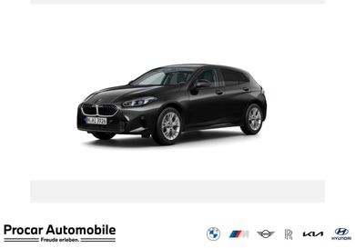 BMW 120, 2025