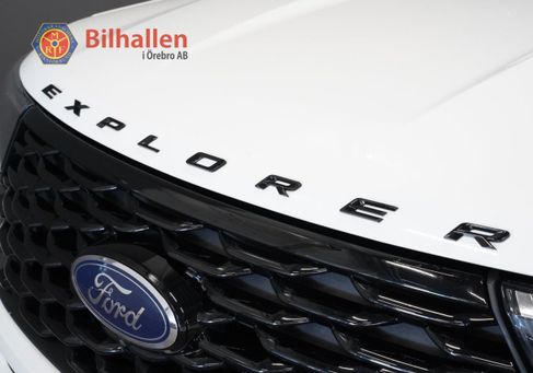 Ford Explorer, 2022 3