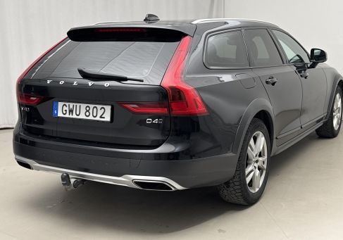 Volvo V90 Cross Country, 2019