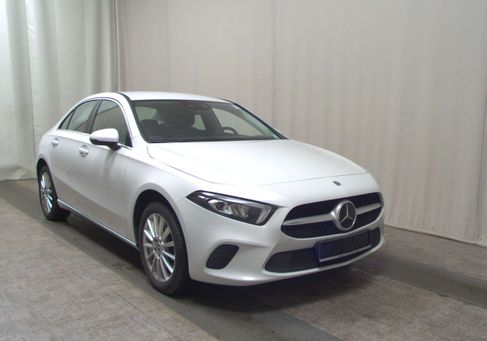 Mercedes-Benz A 250, 2022