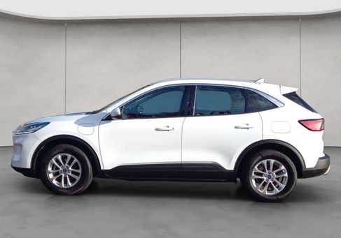 Ford Kuga, 2022
