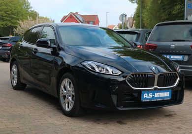 BMW 120, 2025