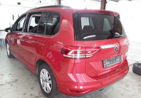 Volkswagen Touran, 2022 3