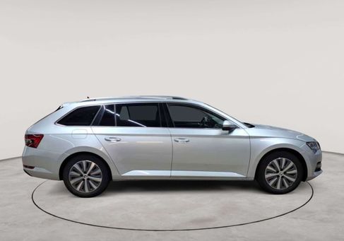 Skoda Superb, 2023 3