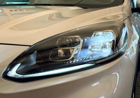 Ford Kuga, 2021