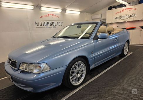 Volvo C70, 2004
