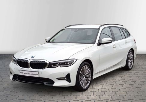 BMW 320, 2022