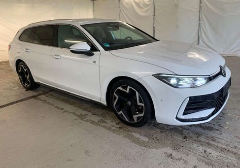 Volkswagen Passat Variant, 2025