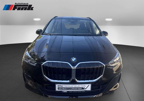 BMW 216, 2023 2