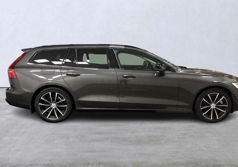 Volvo V60, 2025