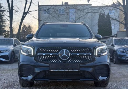 Mercedes-Benz GLB 200, 2022