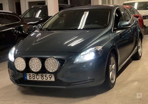 Volvo V40, 2014