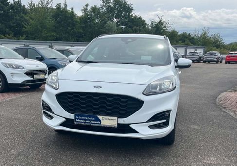 Ford Kuga, 2022