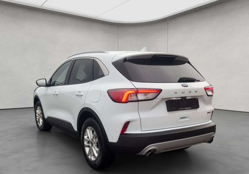Ford Kuga, 2022