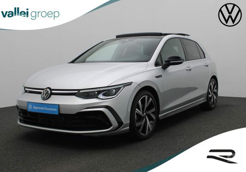 Volkswagen Golf, 2024