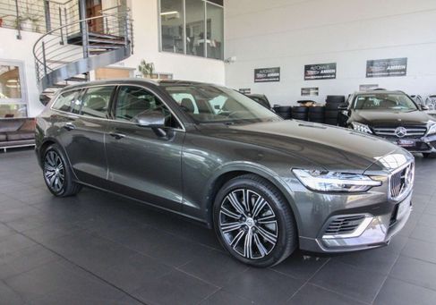 Volvo V60, 2022